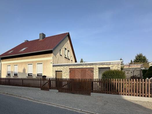 Einfamilienhaus zum Kauf 219.000 € 6 Zimmer 160 m² 1.130 m² Grundstück Ackendorfer Straße 13 Haldensleben 39340