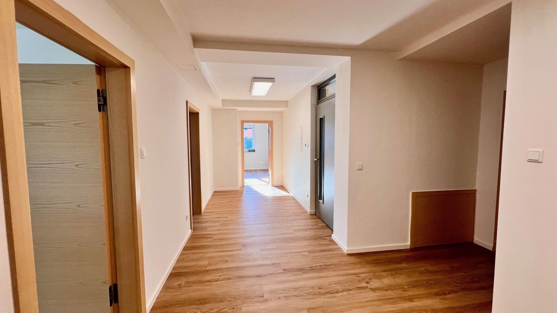 Wohnung zur Miete 1.060 € 3 Zimmer 97 m²<br/>Wohnfläche EG<br/>Geschoss Donaustauf Donaustauf 93093