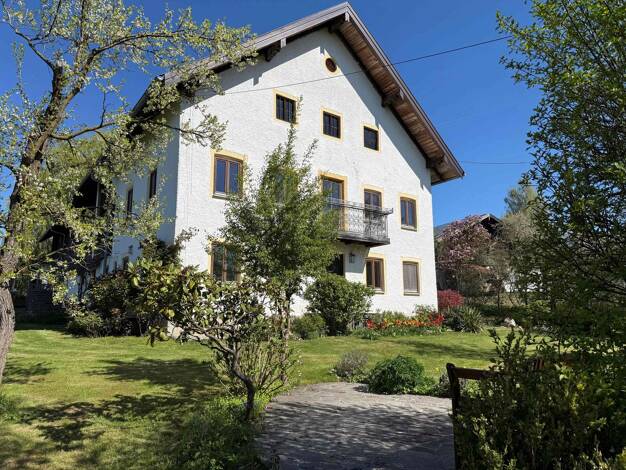 Einfamilienhaus zum Kauf 997.000 € 9 Zimmer 268 m² 1.910 m² Grundstück Dieding Trostberg 83308