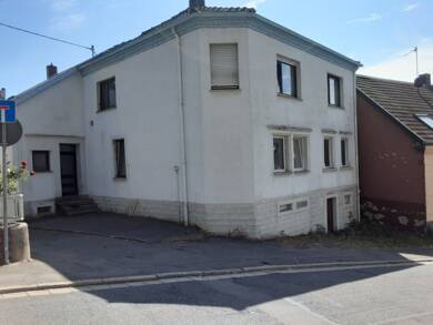 Mehrfamilienhaus zum Kauf 168.000 € 10 Zimmer 210 m² 390 m² Grundstück Spiesen Spiesen- Elversberg 66583
