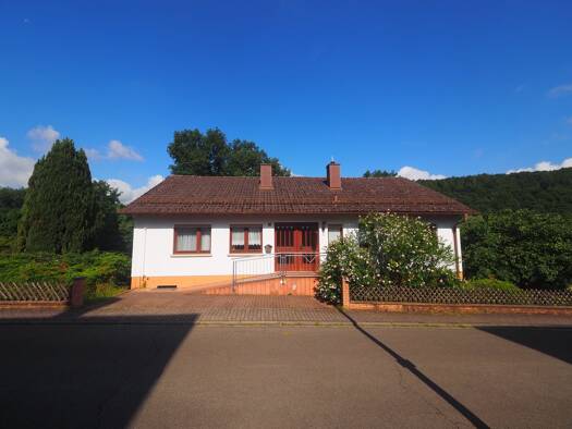 Bungalow zum Kauf 245.000 € 5 Zimmer 104 m² 997 m² Grundstück Rimschweiler Zweibrücken 66482