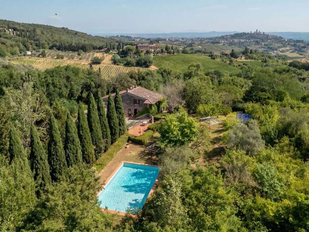 Bauernhaus zum Kauf 3.410.000 € 34 Zimmer 302 m² 9.600 m² Grundstück San Gimignano 53037
