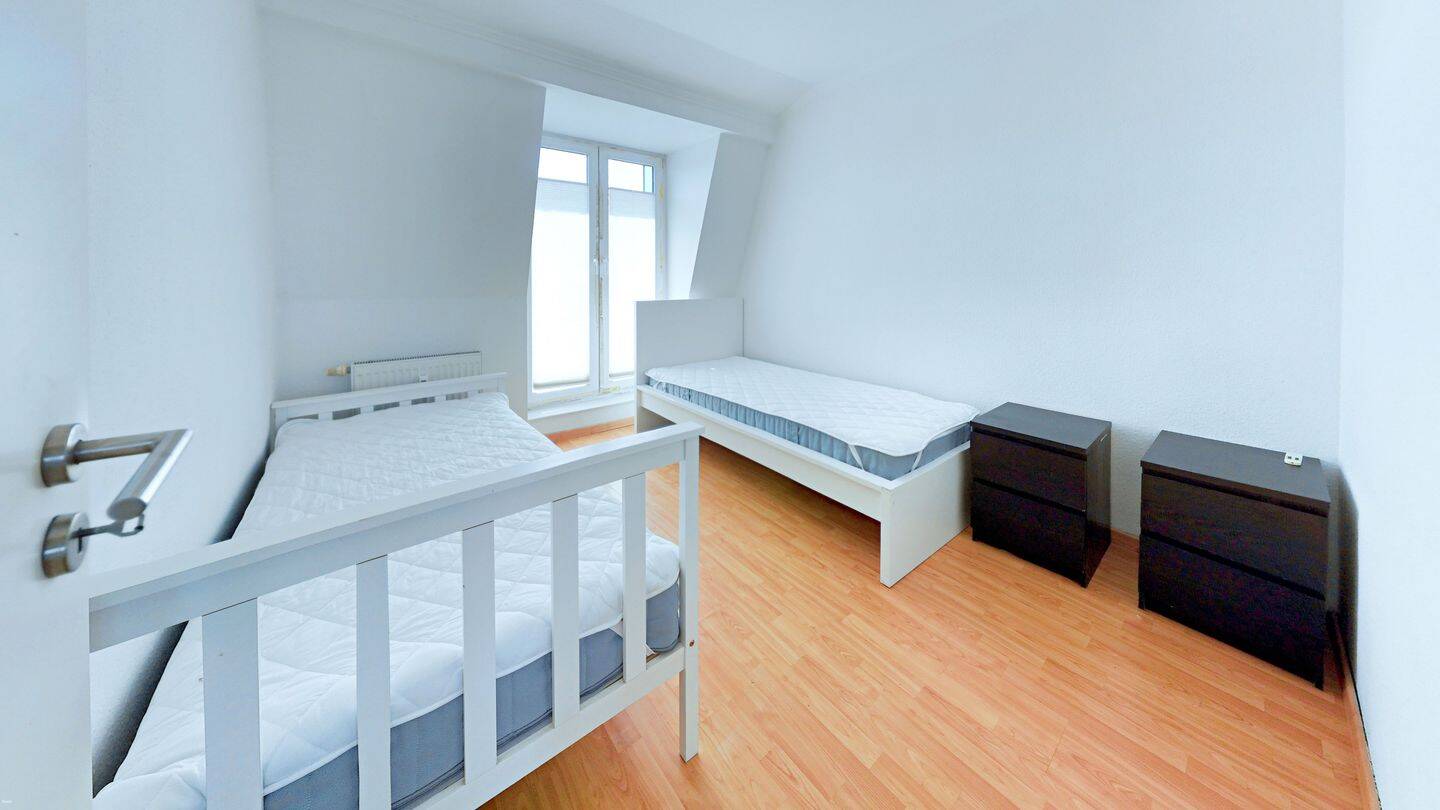 Property thumbnail 8