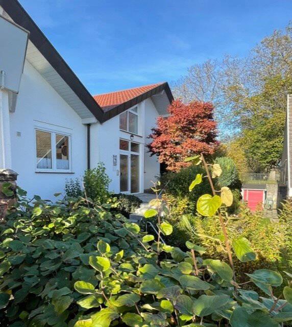 Villa zum Kauf provisionsfrei 8 Zimmer 318 m²<br/>Wohnfläche 658 m²<br/>Grundstück ab sofort<br/>Verfügbarkeit Im Götzbach 14 Ettenheim Ettenheim 77955