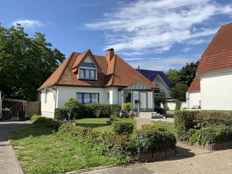 Einfamilienhaus zum Kauf 395.000 € 3,5 Zimmer 165,1 m² 768 m² Grundstück Schötmar Bad Salzuflen 32108
