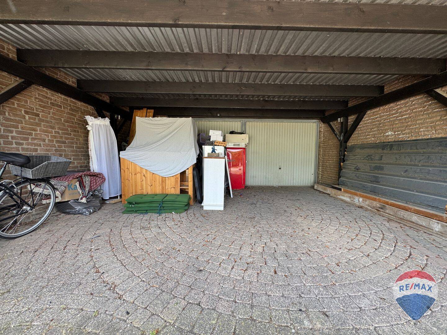 Property thumbnail 36