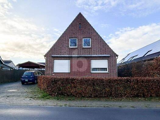 Mehrfamilienhaus zum Kauf 399.000 € 15 Zimmer 280 m² 802 m² Grundstück Papenburg 26871