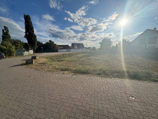 Grundstück zum Kauf provisionsfrei 250.000 € 367 m² Grundstück frei ab sofort Waldsee 67165