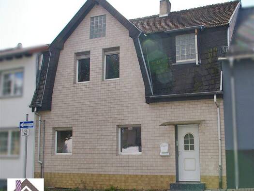 Haus zum Kauf 92.000 € 6 Zimmer 139 m² 241 m² Grundstück frei ab sofort Wiebelskirchen Neunkirchen 66540