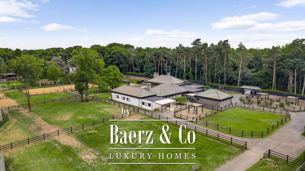 Villa zum Kauf 1.695.000 € 9 Zimmer 490 m² 11.171 m² Grundstück stationsweg 92 herkenbosch 6075 CD