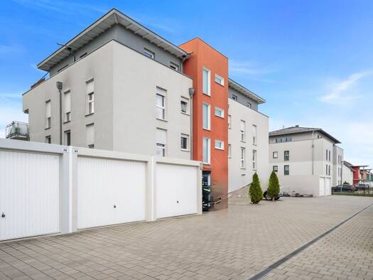 Wohnung zum Kauf 339.000 € 4 Zimmer 104 m² 1. Geschoss frei ab sofort Schwandorf Schwandorf 92421