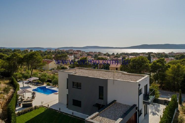 Haus zum Kauf 1.400.000 € 10 Zimmer 380 m²<br/>Wohnfläche 1.460 m²<br/>Grundstück Sibenik