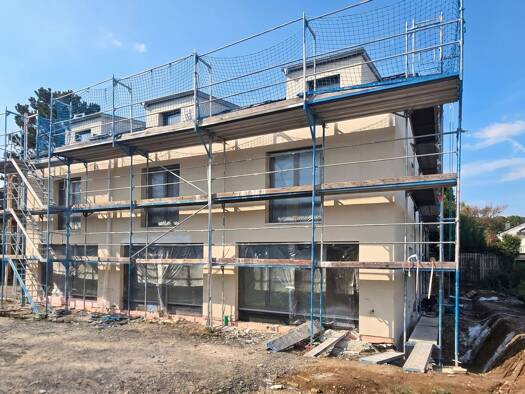 Reihenendhaus zur Miete 2.700 € 6 Zimmer 165 m² 265 m² Grundstück frei ab 01.01.2027 Warmbronn Leonberg 71229