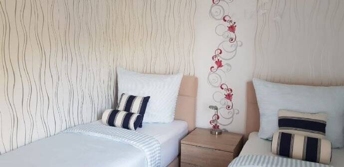 Property thumbnail 13