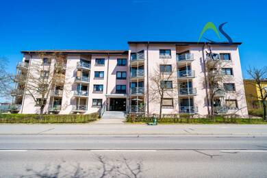 Wohnung zum Kauf 107.000 € 1,5 Zimmer 37 m² 3. Geschoss Kasernenviertel - Benzstraße Regensburg 93053