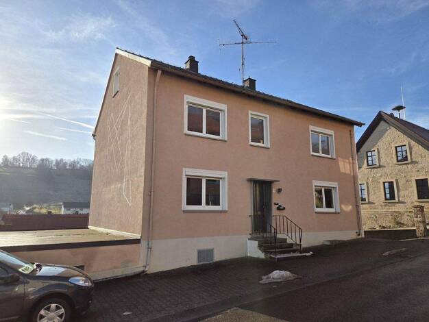 Mehrfamilienhaus zum Kauf 230.000 € 6 Zimmer 165 m² 1.056 m² Grundstück frei ab sofort Neuschleichach Oberaurach 97514