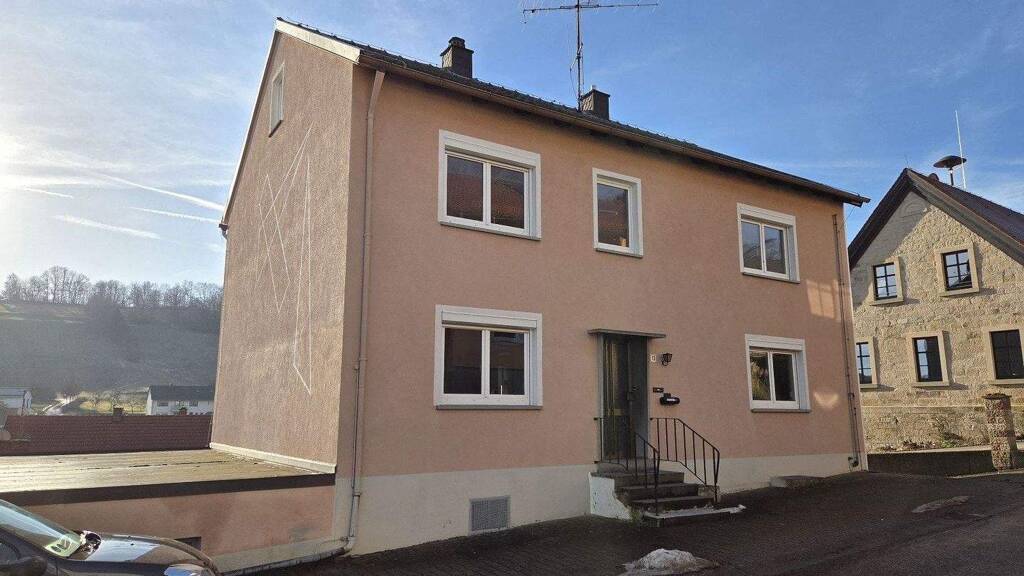 Mehrfamilienhaus zum Kauf 230.000 € 6 Zimmer 165 m² 1.056 m² Grundstück frei ab sofort Neuschleichach Oberaurach 97514