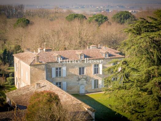 Schloss zum Kauf 650.000 € 16 Zimmer 615,5 m² 43.648 m² Grundstück La Réole 33190
