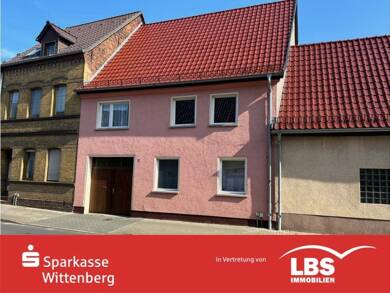 Reihenmittelhaus zum Kauf 212.000 € 6 Zimmer 174 m² 1.177 m² Grundstück Gräfenhainichen Gräfenhainichen 06773