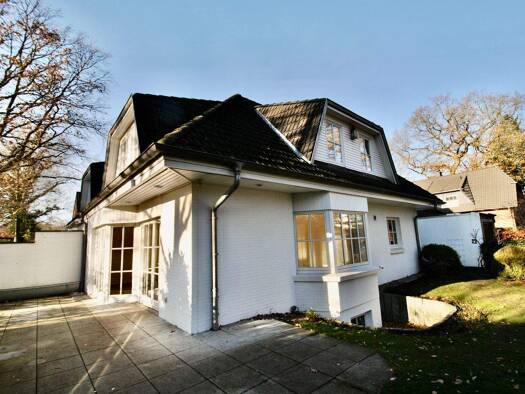 Doppelhaushälfte zur Miete 2.500 € 4 Zimmer 118 m² 250 m² Grundstück Rissen Hamburg 22559