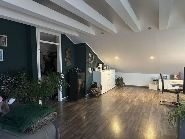 Wohnung zum Kauf provisionsfrei 330.000 € 3 Zimmer 76,5 m² Dachgeschoss, 2. Geschoss Paulinenstraße 7 Silberberg Leonberg 71229