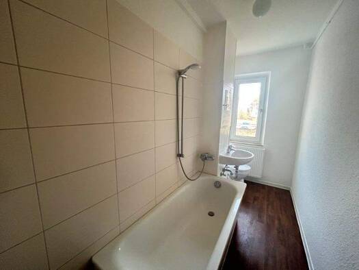 Wohnung zur Miete 333 € 2 Zimmer 48,5 m² 1. Geschoss A.-Scharrer-Str. 3 Senftenberg 01968