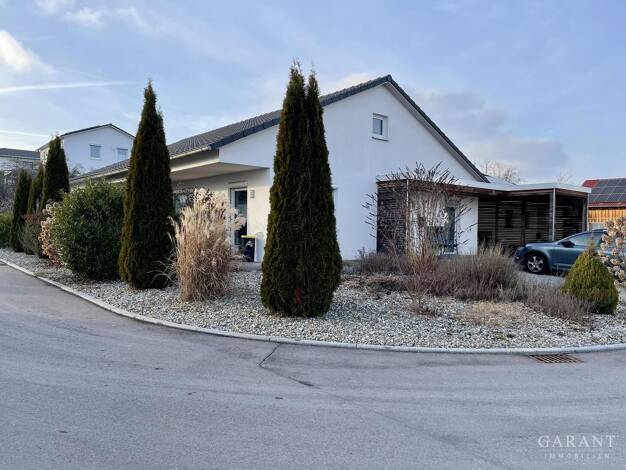 Einfamilienhaus zum Kauf 485.000 € 4,5 Zimmer 136 m² 479 m² Grundstück Ortsbereich Ostrach 88356