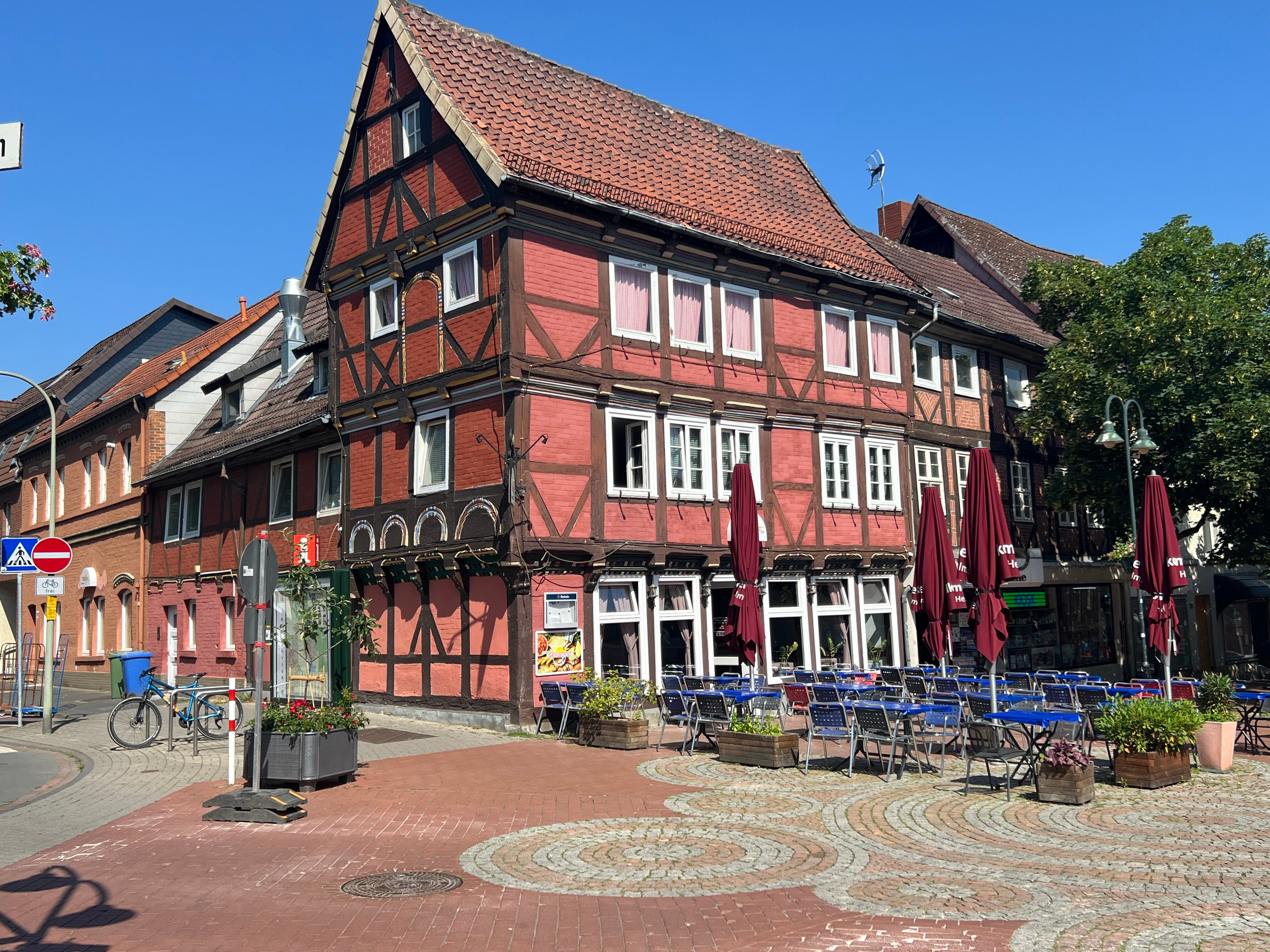 Mehrfamilienhaus zum Kauf 10 Zimmer 376 m²<br/>Grundstück Oberstadt / Braunschweiger Straße Helmstedt 38350