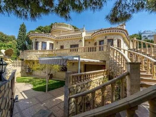 Chalet zum Kauf 1.600.000 € 5 Zimmer 275 m² Calle Miguel Hernández Orihuela 03189