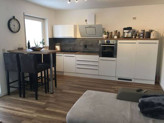 Wohnung zur Miete 270 € 2 Zimmer 50 m² Geschoss 3/4 frei ab 01.11.2026 Innenstadt Neunkirchen 66538