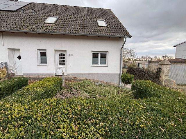 Immobilie in Tangermünde - Gepflegte Doppelhaushälfte am Stadtrand von Tangermünde mit eingeschränktem  Seeblick - Bild 0