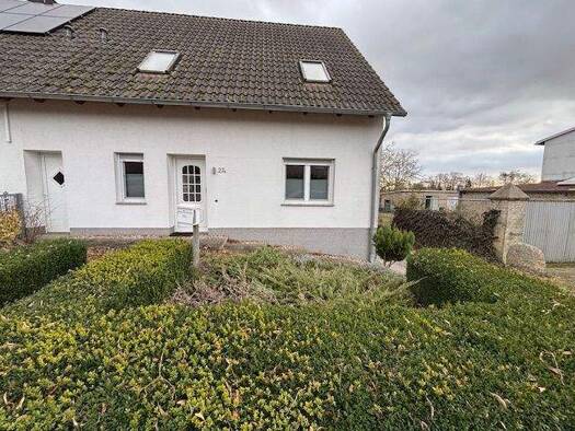 Doppelhaushälfte zum Kauf 279.000 € 5 Zimmer 120 m² 700 m² Grundstück Tangermünde 39590