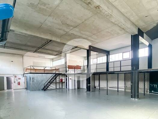 Lagerhalle zur Miete provisionsfrei 10,81 € 236 m² Lagerfläche teilbar ab 236 m² Feuerbach Stuttgart, Feuerbach 70469