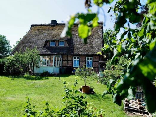 Einfamilienhaus zum Kauf provisionsfrei 340.000 € 6 Zimmer 209 m² 812 m² Grundstück Himmelpforten Himmelpforten , Niederelbe 21709