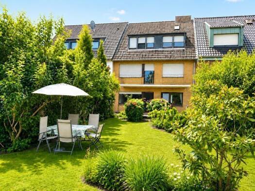Reihenmittelhaus zum Kauf 687.000 € 9 Zimmer 181 m² 620 m² Grundstück frei ab sofort Herdt West 41179