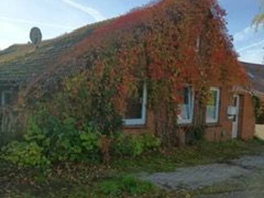 Einfamilienhaus zum Kauf 59.000 € 107 m² 707 m² Grundstück Stapelmoor Weener 26826