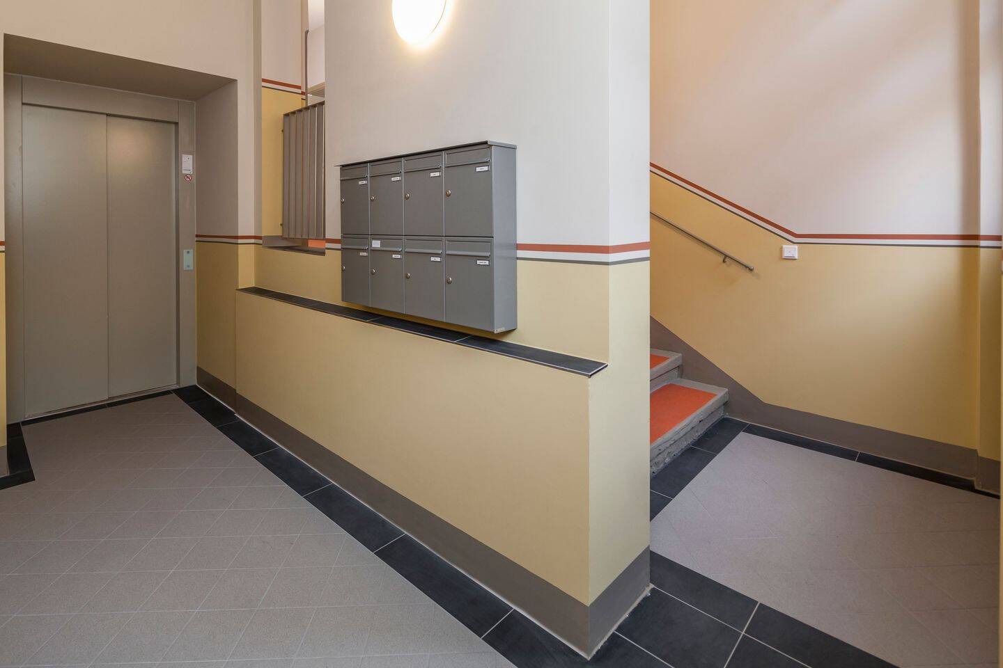 Property thumbnail 8