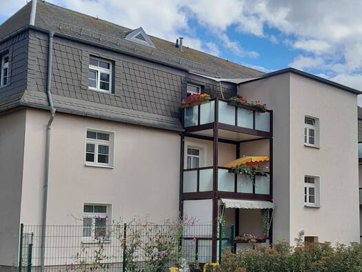 Wohnung zur Miete 335 € 2 Zimmer 54 m² Friedrich-Ludwig-Jahn-Straße 11 Lichtenstein Lichtenstein 09350