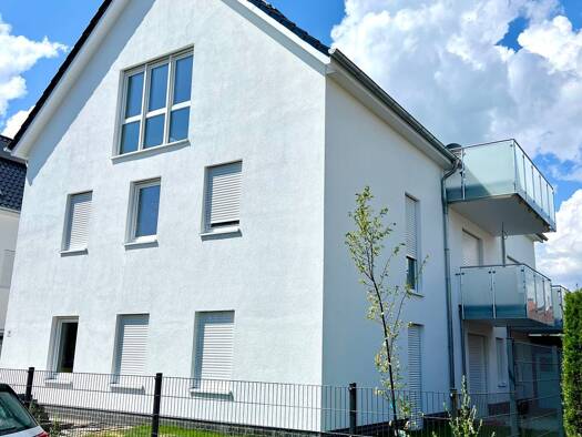 Terrassenwohnung zum Kauf - Erstbezug provisionsfrei als Kapitalanlage geeignet 359.900 € 4 Zimmer 92,9 m² Krokusstraße 7 Cloppenburg Cloppenburg 49661