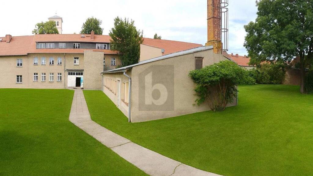 Gewerbeobjekt zum Kauf als Kapitalanlage geeignet 349.800 € 25 Zimmer 921 m² 1.657 m² Grundstück Liebenwalde 16559