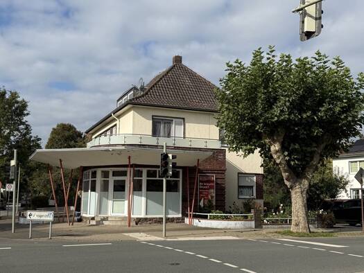 Haus zum Kauf 220.000 € 7 Zimmer 200 m² 776 m² Grundstück Brakel Brakel 33034