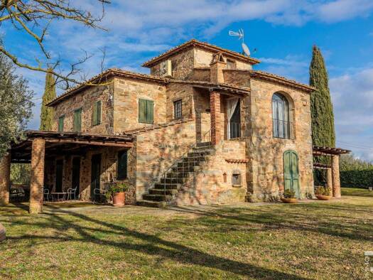 Haus zum Kauf 1.300.000 € 3 Zimmer 207 m² 4.000 m² Grundstück frei ab sofort Cortona