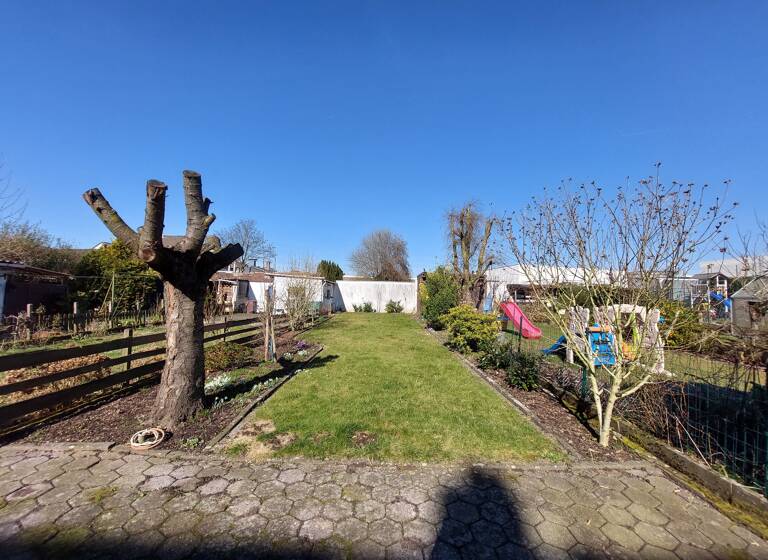 Haus zum Kauf 359.000 € 5 Zimmer 110 m²<br/>Wohnfläche 241 m²<br/>Grundstück ab sofort<br/>Verfügbarkeit Rheydt Mönchengladbach 41236