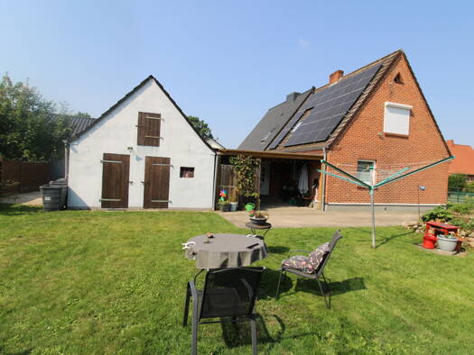 Doppelhaushälfte zum Kauf 212.000 € 3 Zimmer 100 m² 531 m² Grundstück Güster 21514