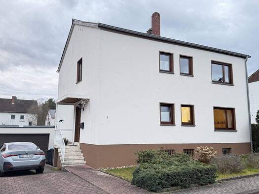 Mehrfamilienhaus zum Kauf 395.000 € 8 Zimmer 136 m² 395 m² Grundstück frei ab sofort Kirkel-Neuhäusel Kirkel 66459