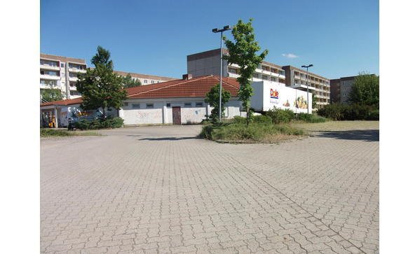 Laden zum Kauf provisionsfrei 455 m²<br/>Verkaufsfläche Einsteinstr. 2 Genthin Genthin 39307