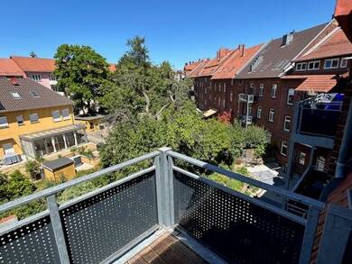 Wohnung zur Miete 1.624 € 3 Zimmer 112 m² Dachgeschoss, 4. Geschoss frei ab sofort Erfurt 99092