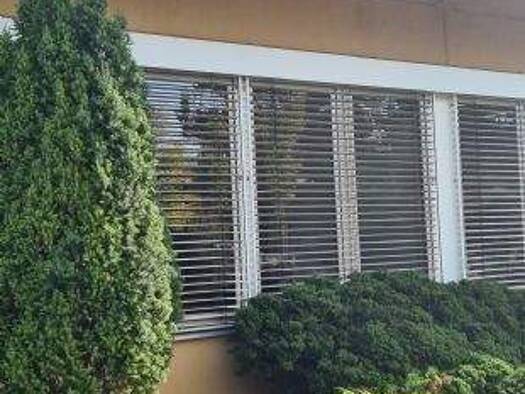 Produktionshalle zum Kauf 1.650.000 € 2.500 m² Lagerfläche Max-Planck-Straße Kitzingen 97318