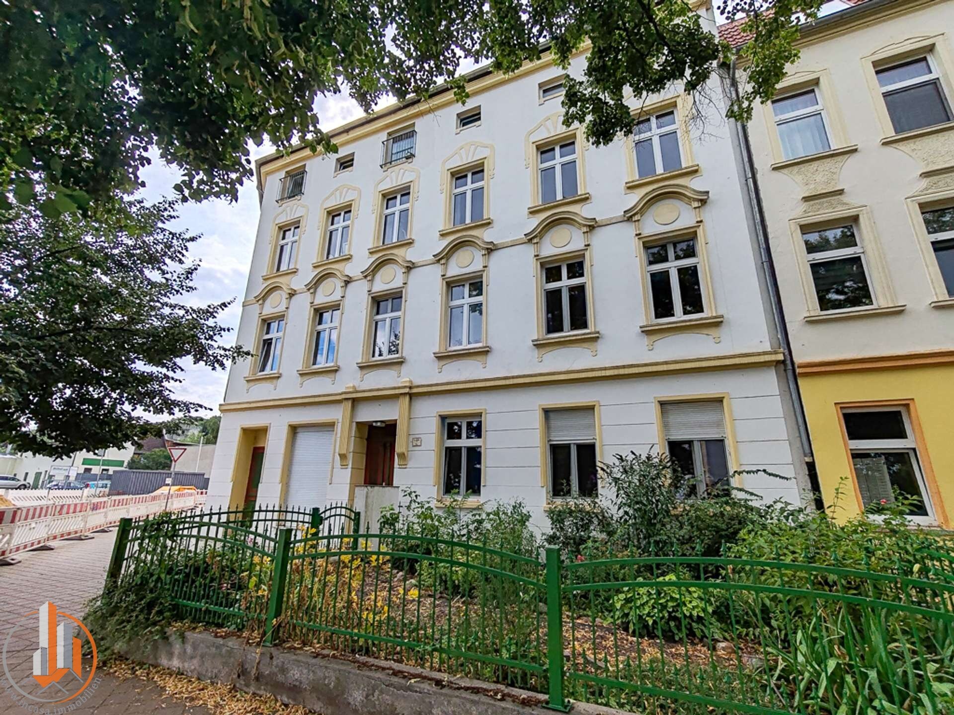 Wohnung zum Kauf 217.775 € 5 Zimmer 140,5 m²<br/>Wohnfläche 2.<br/>Geschoss Braunschweiger Straße 33 Fichtestraße / Ambrosiusplatz Magdeburg 39112