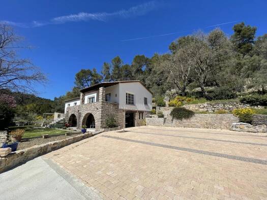 Haus zum Kauf 509.000 € 11.000 m² Grundstück Nord Le Luc 83340